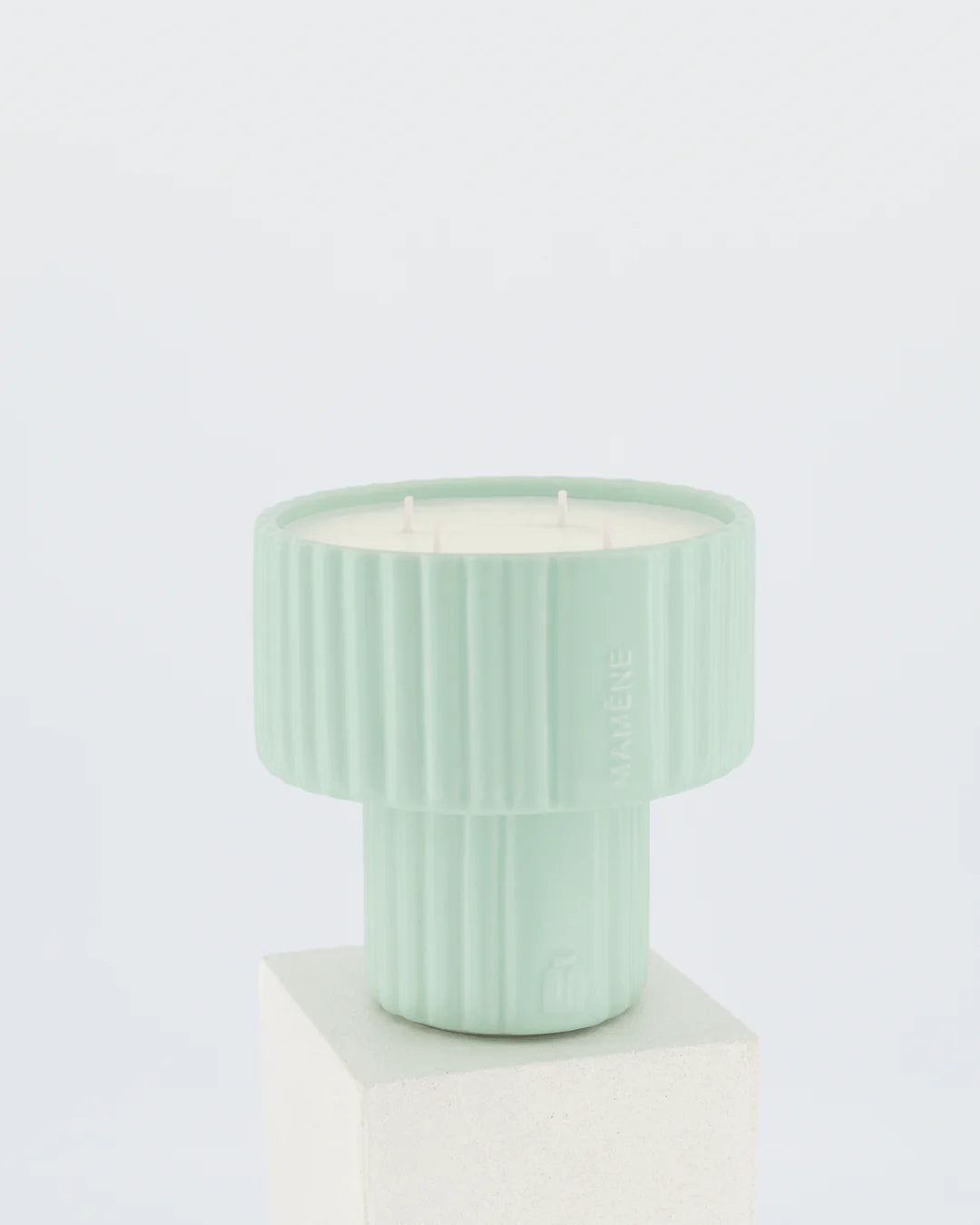 bougie-podium-large-frida-mamene-maison-diaphane_2