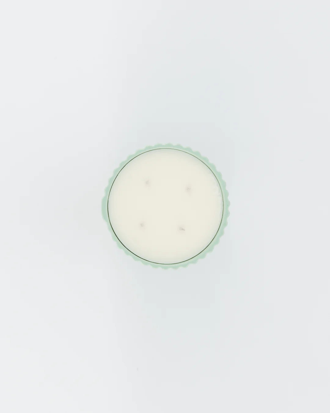 bougie-podium-large-frida-mamene-maison-diaphane_3