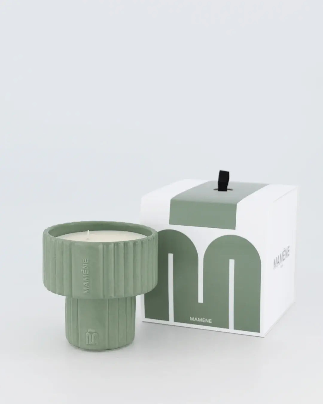 Bougie Podium Medium ANDY – vue 2 - Mamène | Maison Diaphane