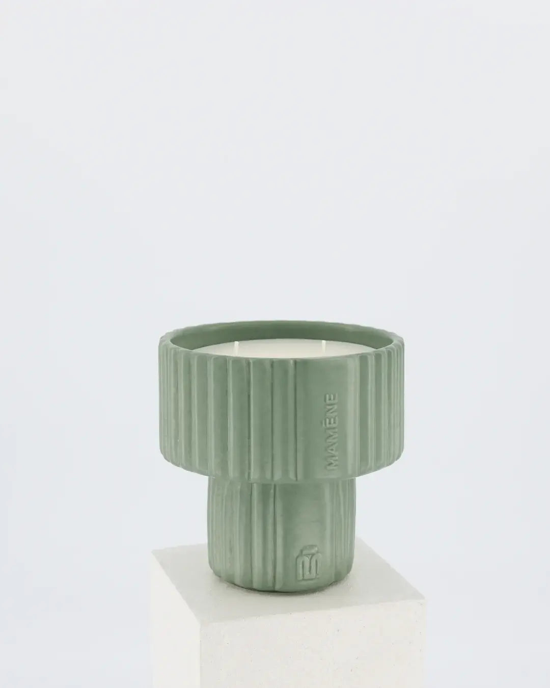 Bougie Podium Medium ANDY – vue 3 - Mamène | Maison Diaphane