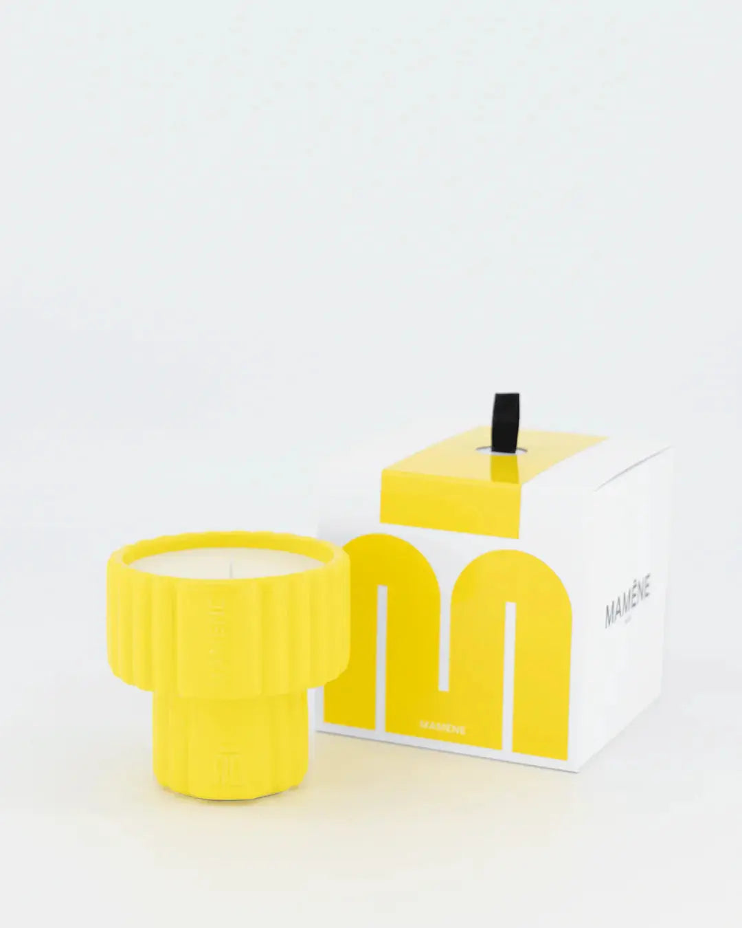 Bougie Podium Small ROSA – vue 2 - Mamène | Maison Diaphane