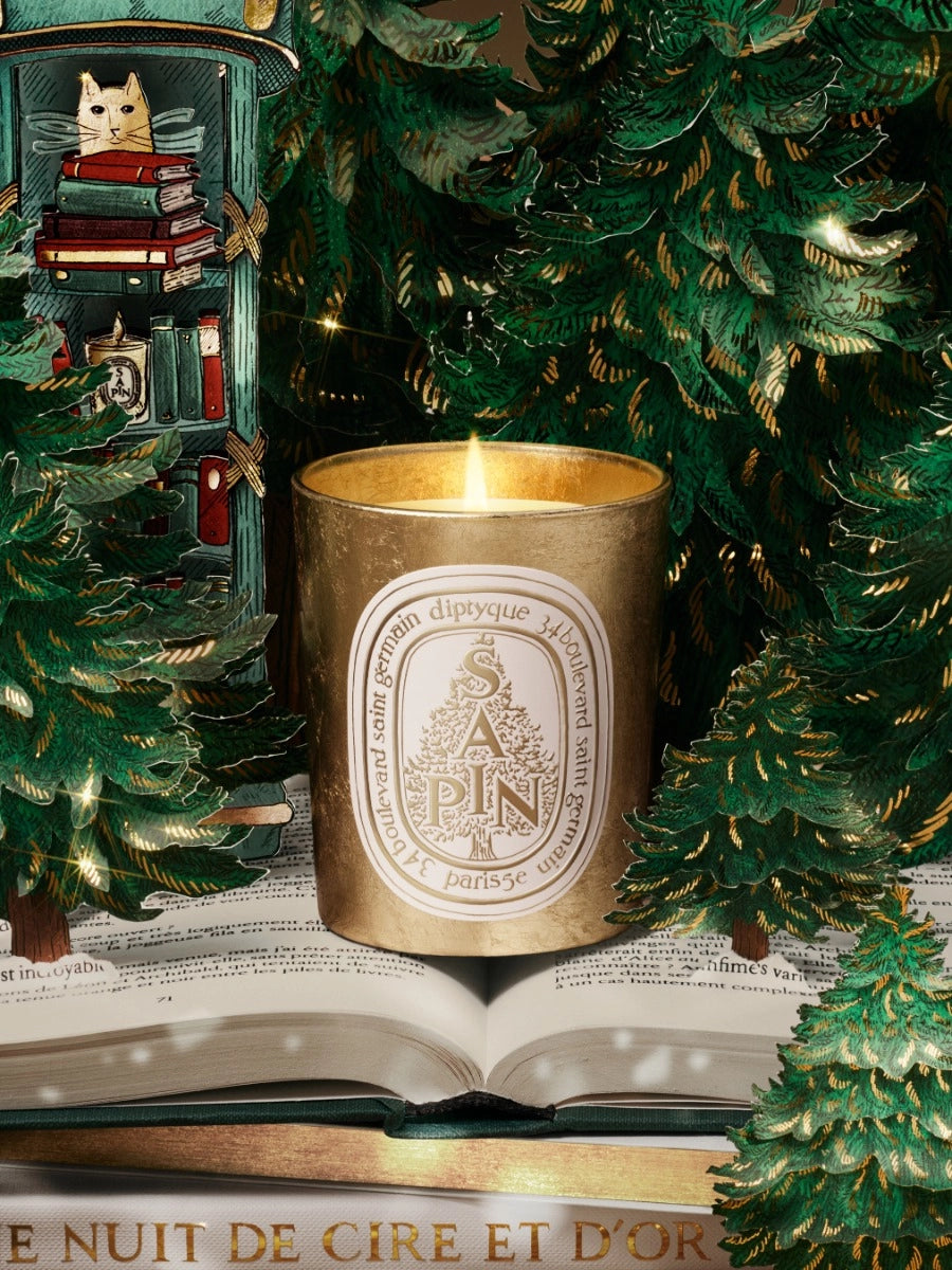 bougie-sapin-noel2025-diptyque-maison-diaphane