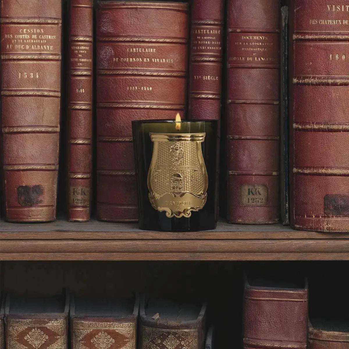 Bougie Trianon – vue 2 - Trudon | Maison Diaphane