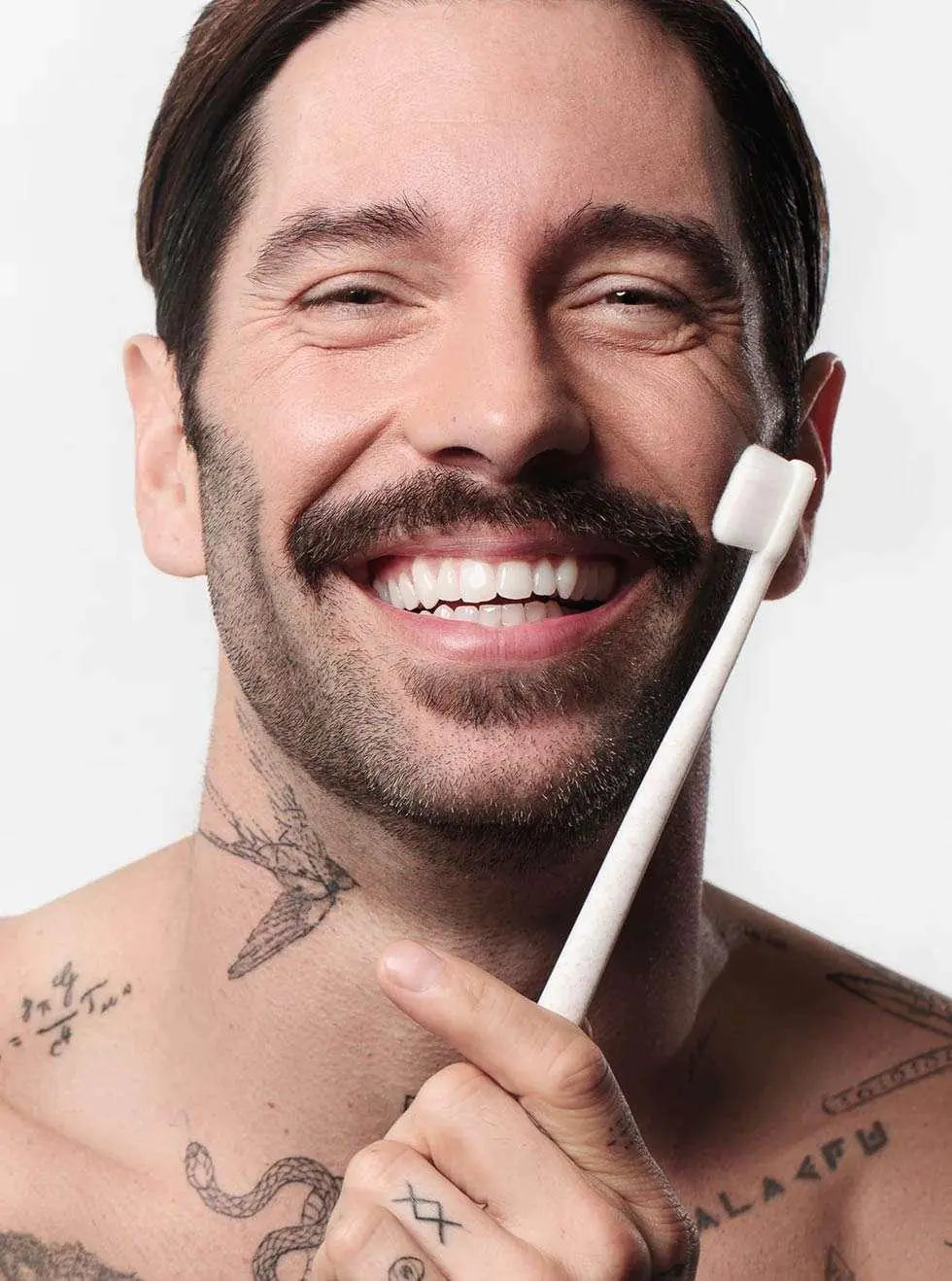 Brosse à Dents Polissante Pro – vue ensemble - The Smilist | Maison Diaphane