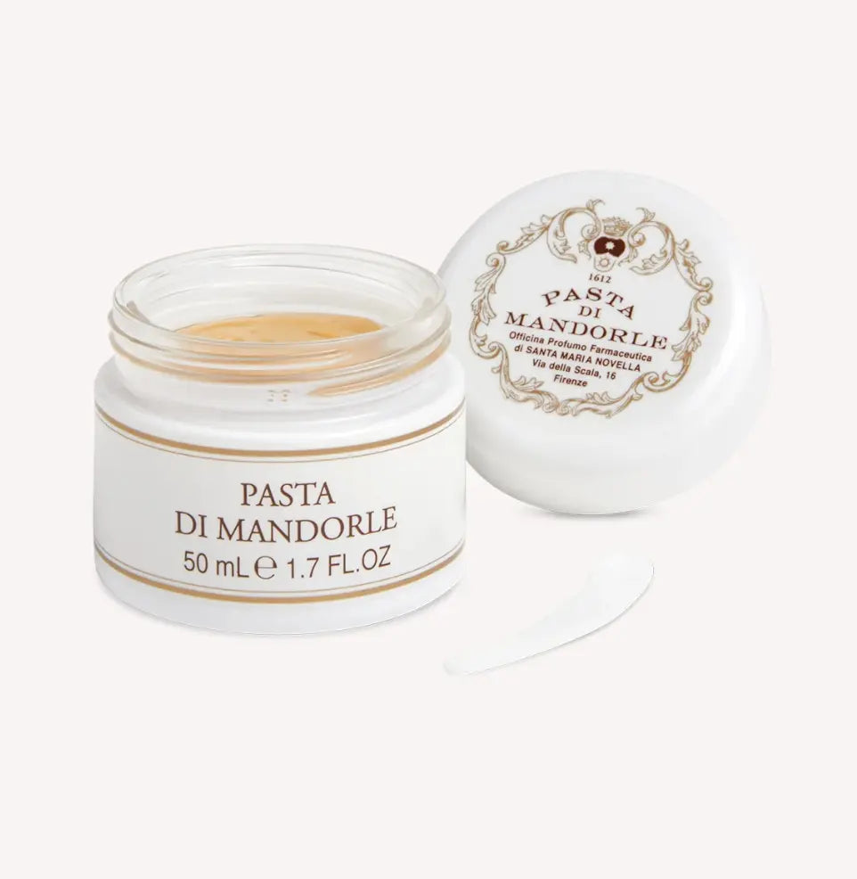Packaging de la crème mains Pasta di Mandorle - Santa Maria Novella | Maison Diaphane