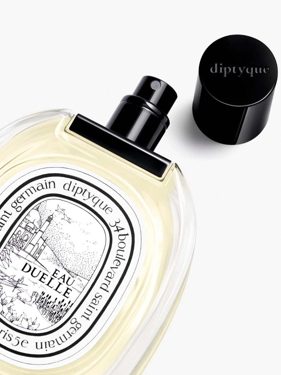 Vue rapprochée du flacon EDT Eau Duelle - Diptyque | Maison Diaphane