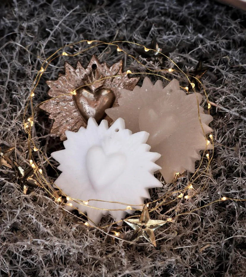 ex-voto-cire-a-suspendre-la-ciergerie-des-premontres-maison-diaphane_5