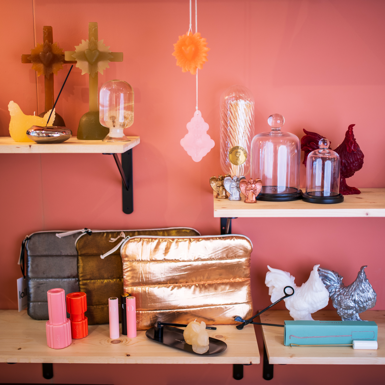 Objets parfumés, décoration raffinée et créations artisanales sélectionnés par Maison Diaphane