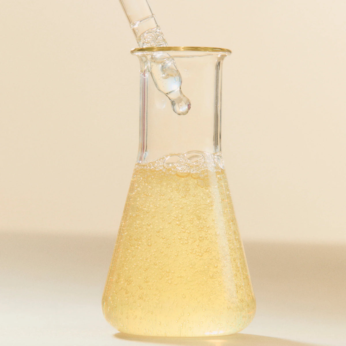Sérum éclat anti-taches uniformité et luminosité - Holidermie | Maison Diaphane