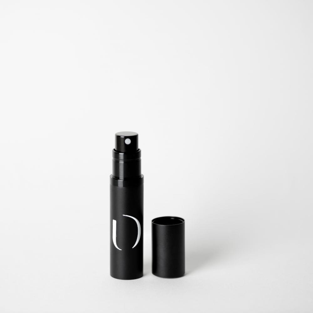 Vaporisateur de voyage 5 ml – vue ouverte | Maison Diaphane