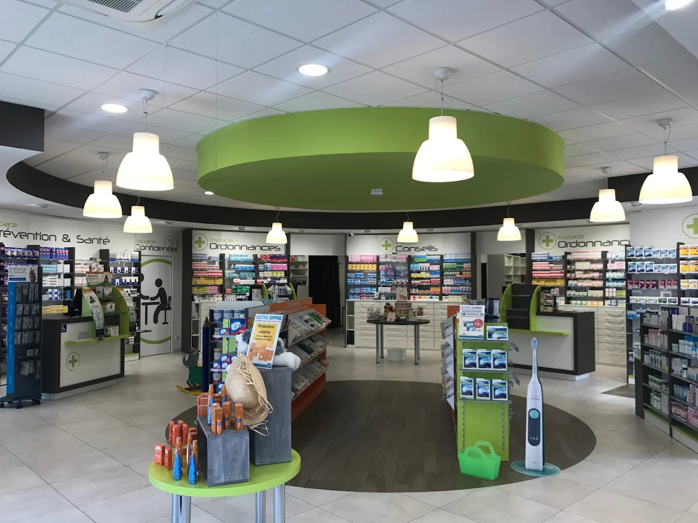 Quand un parfum transforme l’accueil : la signature « Nuage » de la Pharmacie Providence