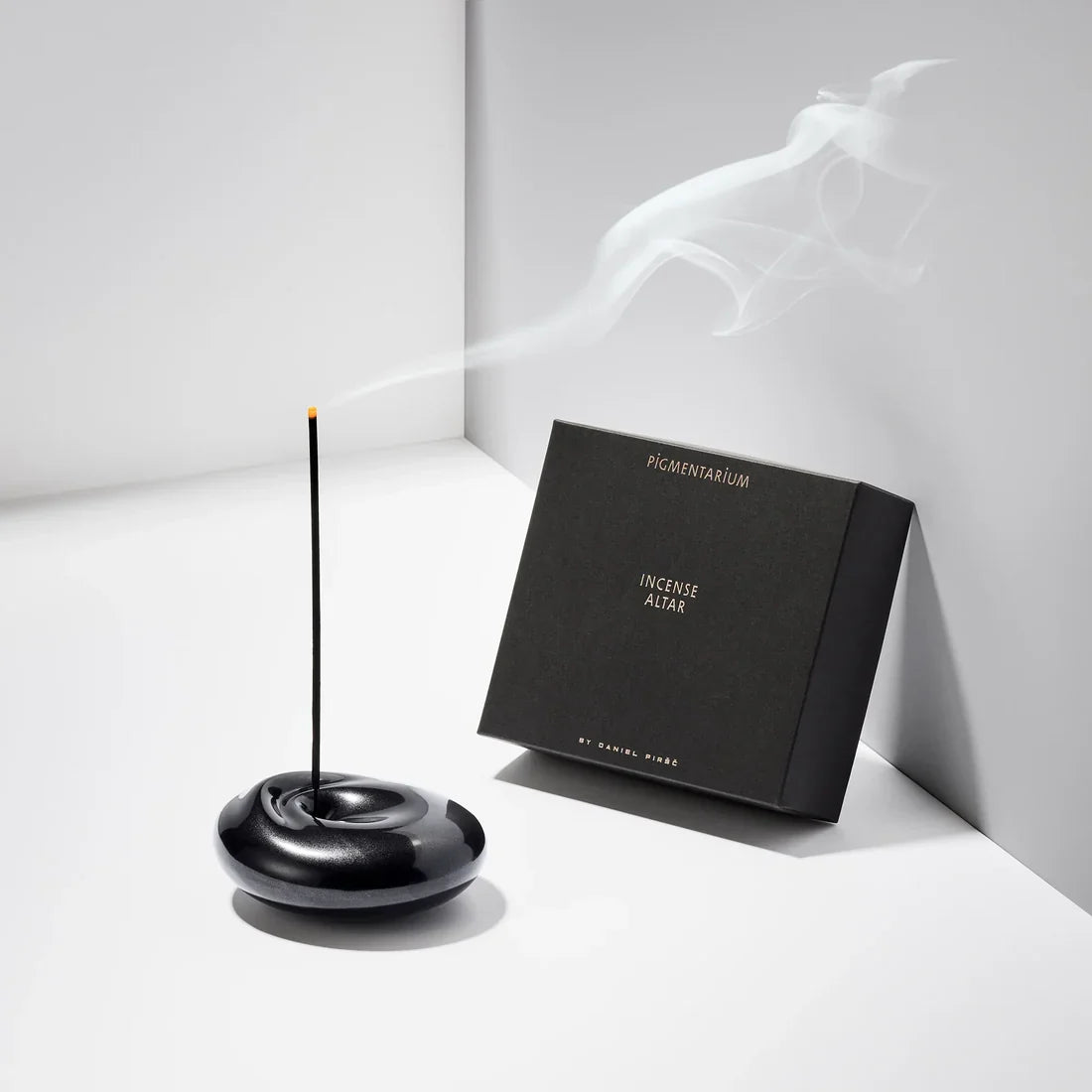 Encens, parfums d'intérieur et créations olfactives Pigmentarium associant design contemporain et expérience sensorielle | Maison Diaphane
