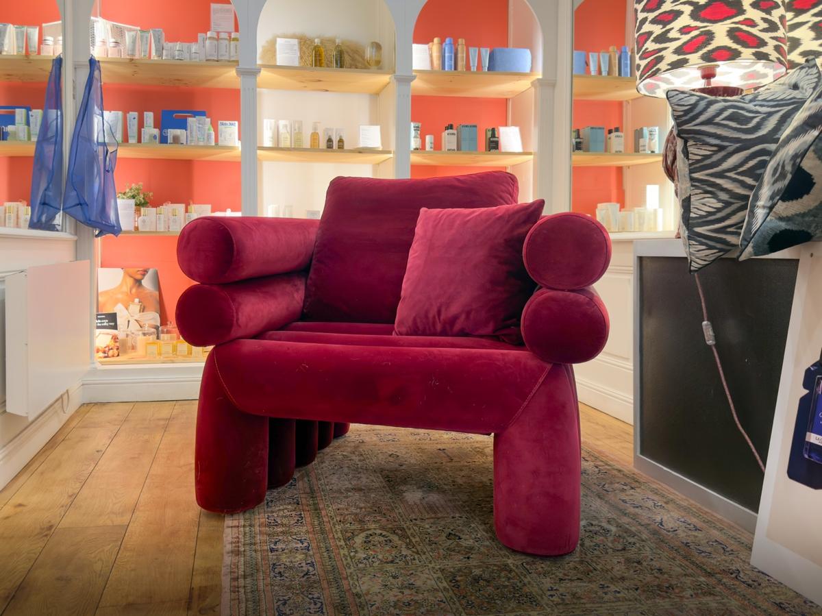 Gagnez le fauteuil iconique de Maison Diaphane – Participez à la tombola Diaphane