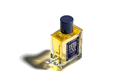 Bohemian Soul – parfum boisé et élégant inspiré du voyage – vue 2 - Une Nuit Nomade | Maison Diaphane