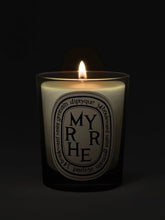 Bougie Myrrhe – vue 2 - Diptyque | Maison Diaphane
