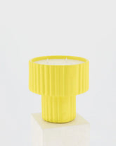 Bougie Podium Large SIMONE allumée - Mamène | Maison Diaphane