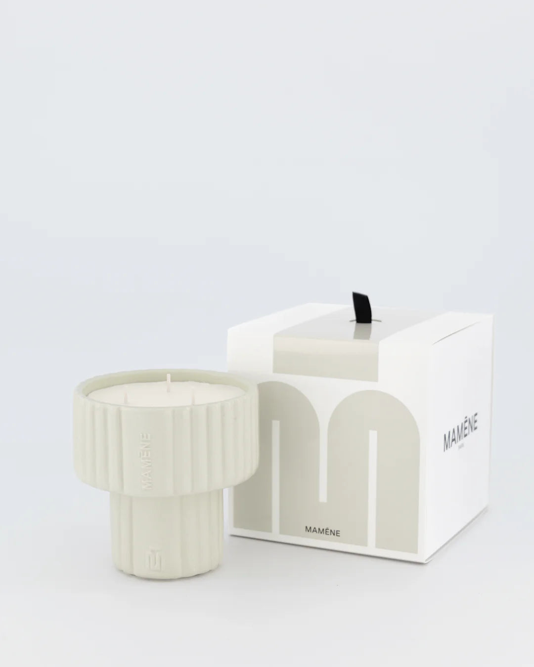 bougie-podium-medium-frida-mamene-maison-diaphane