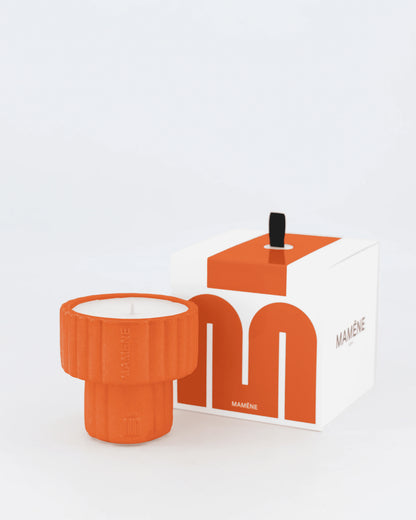 bougie-podium-small-orange-corail-jeanne-mamene-maison-diaphane