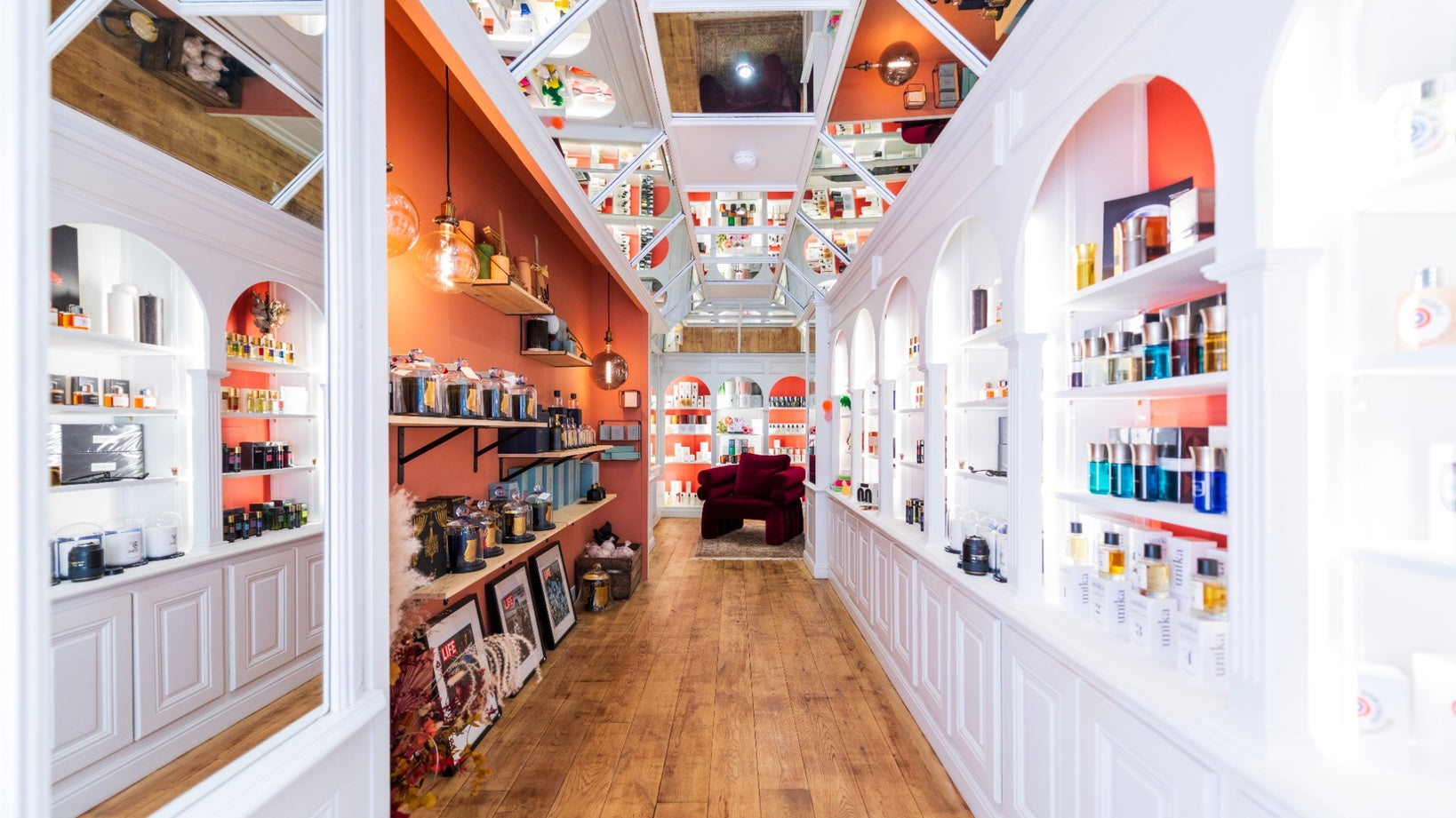 Maison Diaphane, parfumerie de niche à Angers spécialisée dans les parfums rares, les bougies haut de gamme et les maisons indépendantes