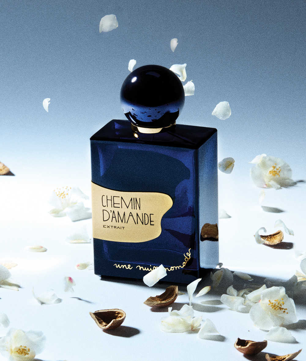 Chemin d’Amande de Une Nuit Nomade, extrait de parfum gourmand aux notes d’amande, vanille et blé, disponible chez Maison Diaphane à Angers