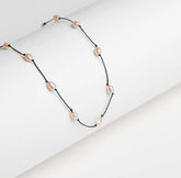 Collier perles olives rosées fil noir - Paris-Rennes | Maison Diaphane