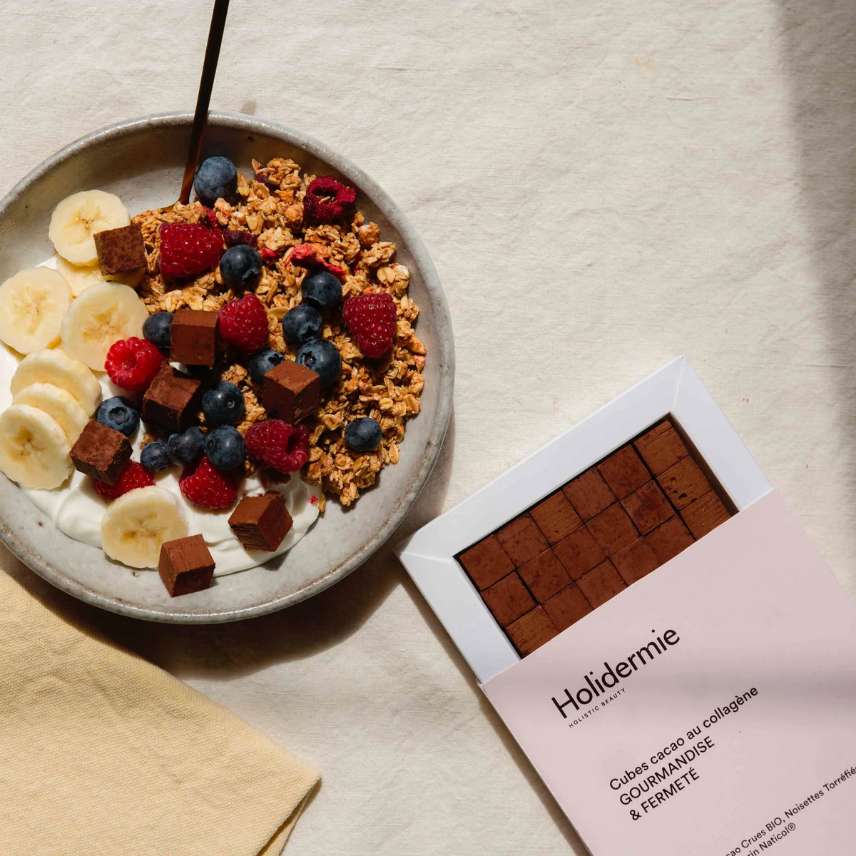 Cubes cacao au collagène – vue 3 - Holidermie | Maison Diaphane