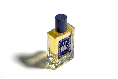 Fleur des Fleurs – parfum floral boisé musqué inspiré de Bali – vue 3 - Une Nuit Nomade | Maison Diaphane