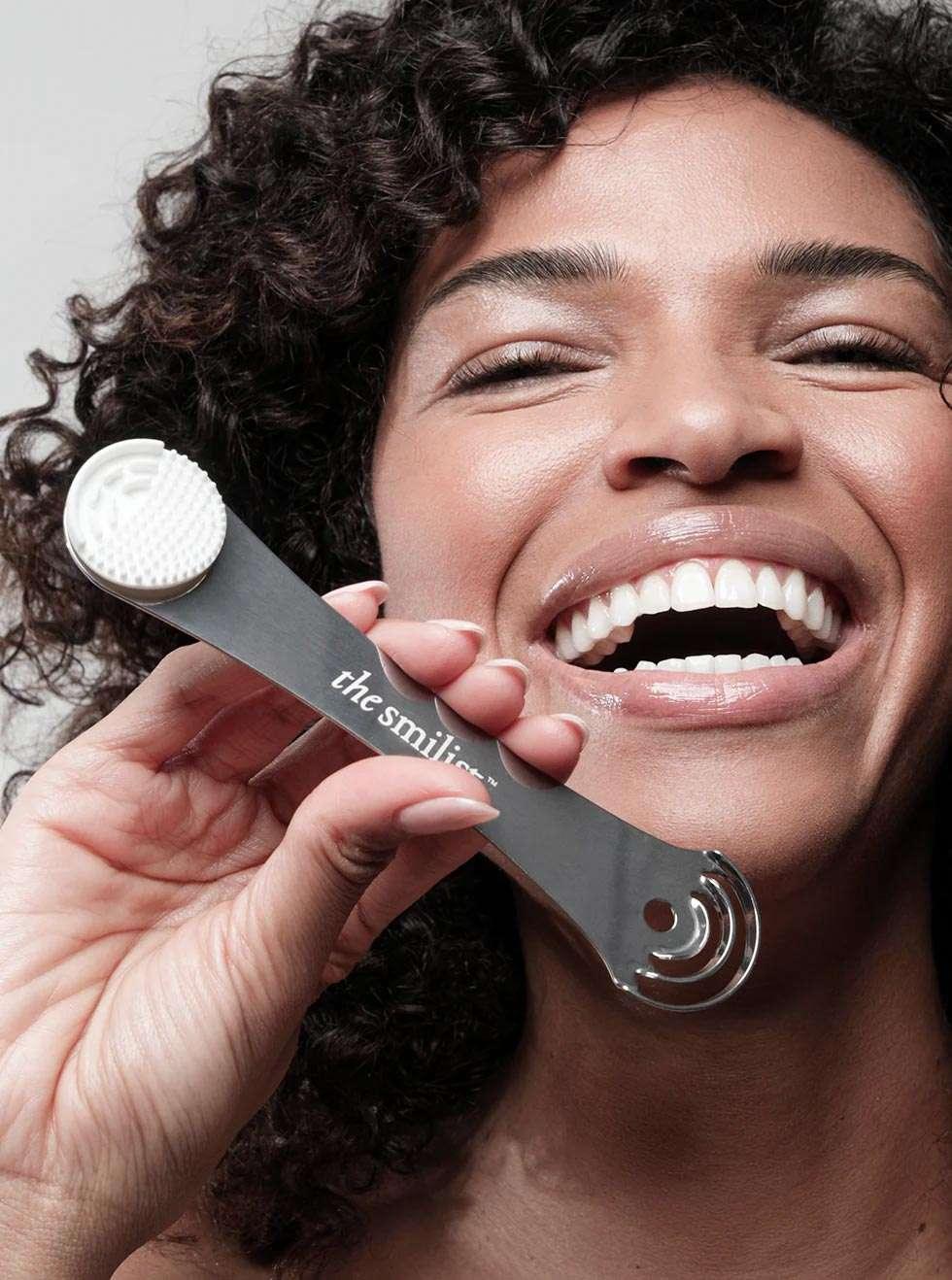 gratte-langue-pro-the-smilist-maison-diaphane_5