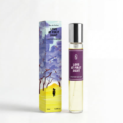 Love At First Sight – parfum floral vert aux notes de lilas et fruit de la passion – vue 3 - Une Nuit Nomade | Maison Diaphane