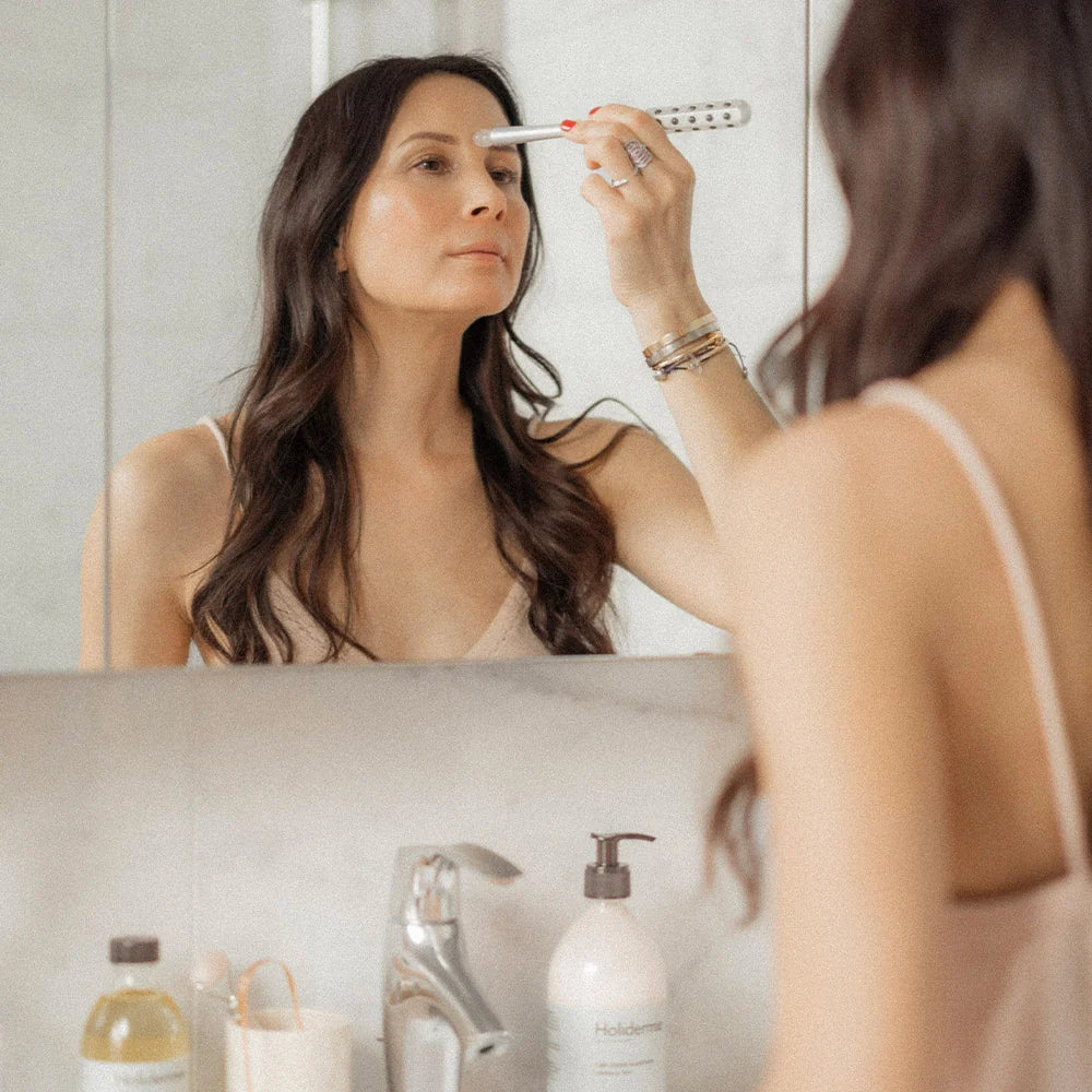 Outil de réflexologie faciale quartz rose acupression et massage anti-âge - Holidermie | Maison Diaphane
