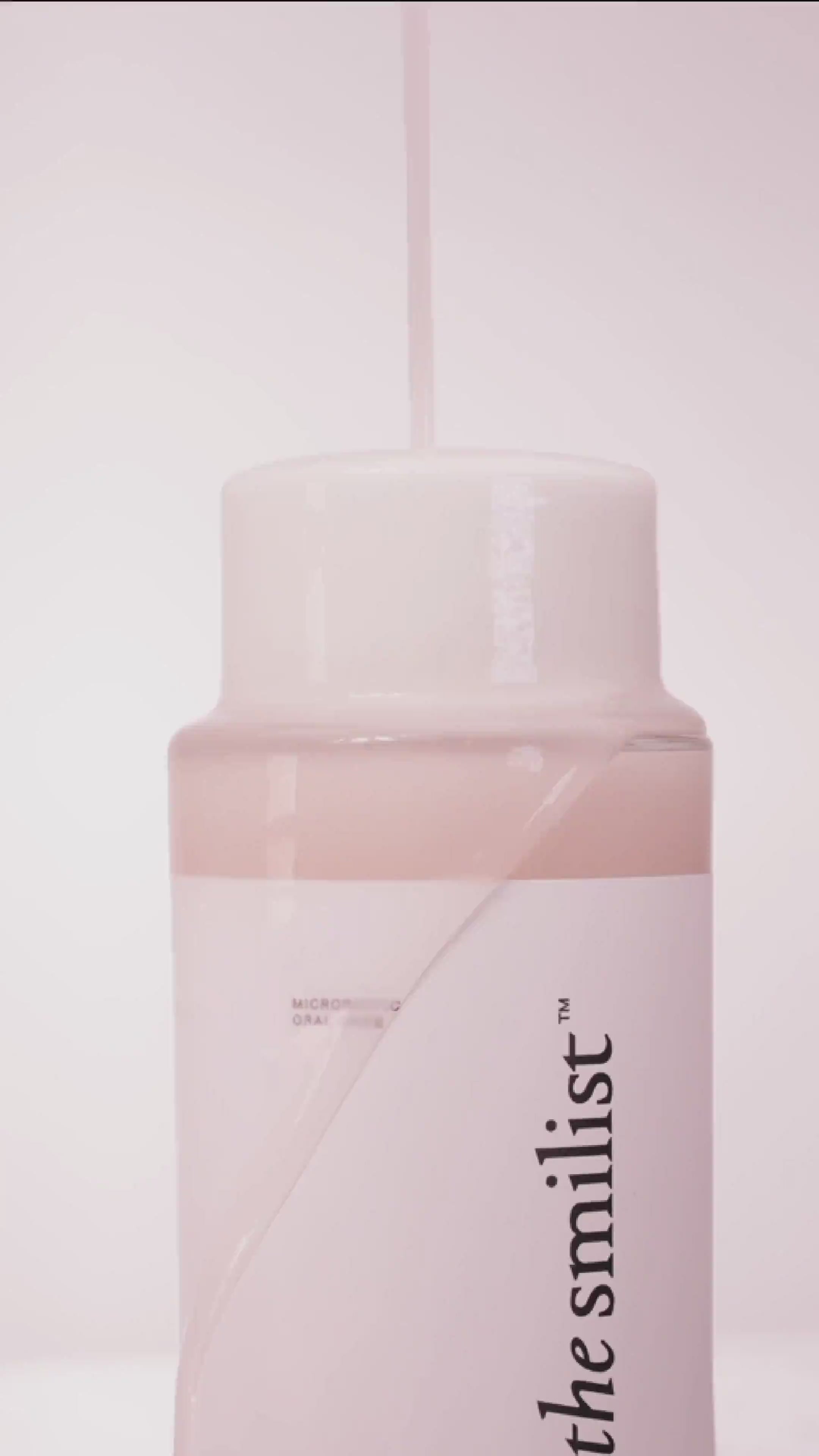 video2-micro-essence-blancheur-the-smilist-maison-diaphane