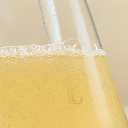 Texture du sérum éclat anti-taches - Holidermie | Maison Diaphane